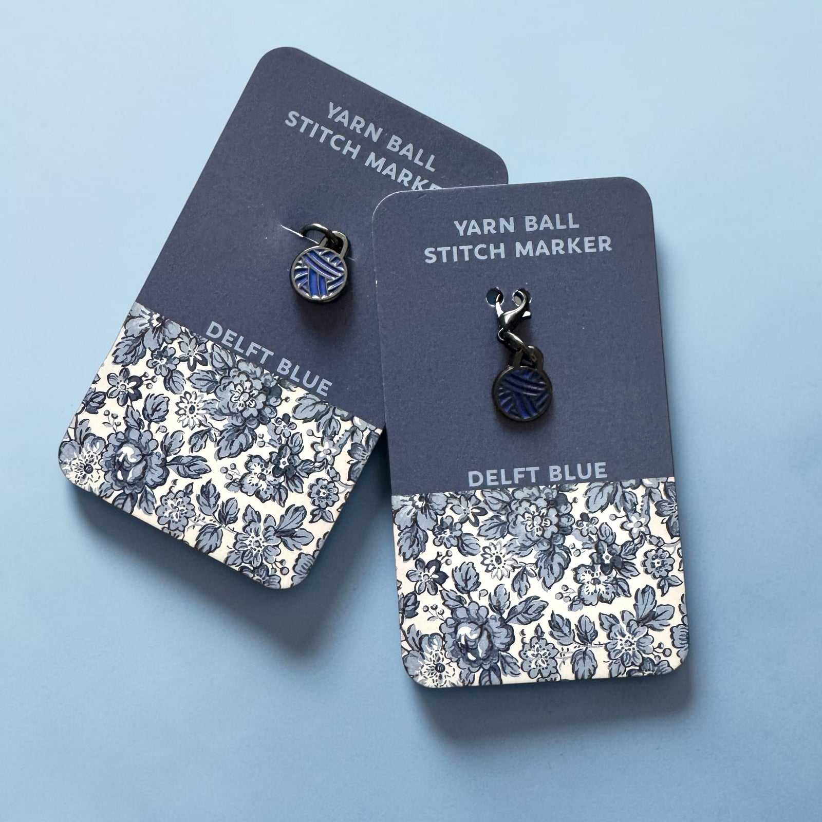 Delft Blue Yarn Ball Stitch Marker single – Enamel Knitting Marker