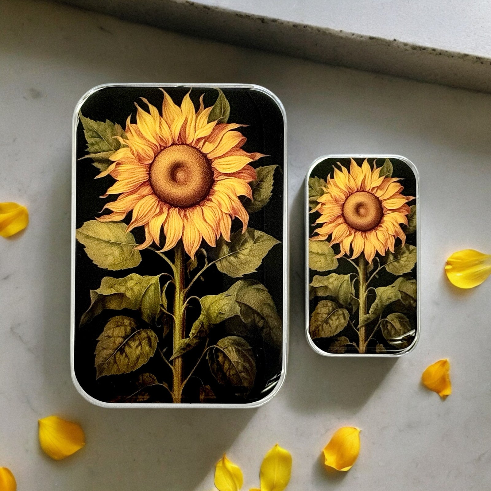 Beautiful Sunflower Notions tin