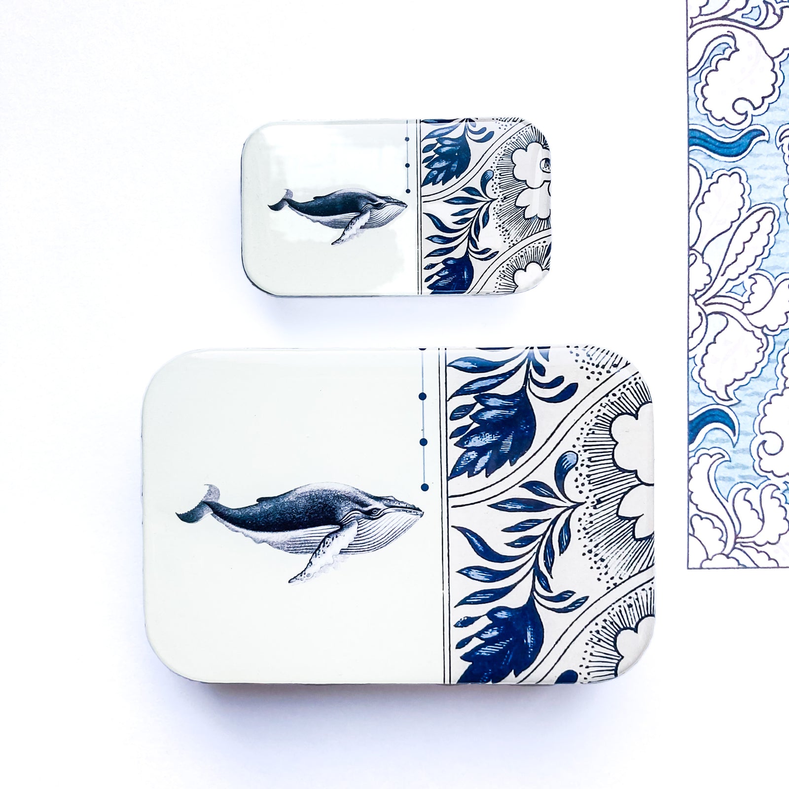 Whale notions tin
