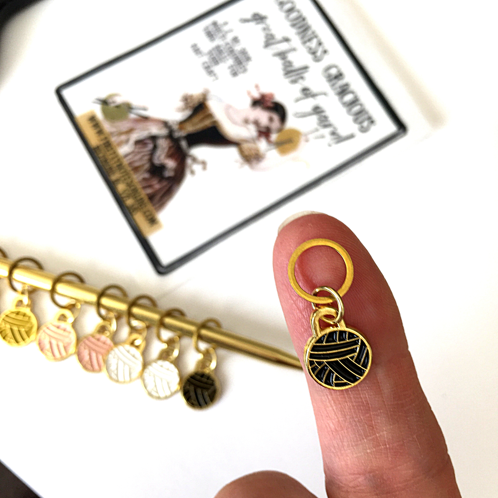 Yarn ball stitch marker pack